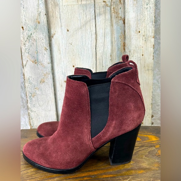 Marc Fisher Saint Chelsea Ankle Boots ♥️Deep Red Suede | Woman’s Size 9 - Picture 5 of 9